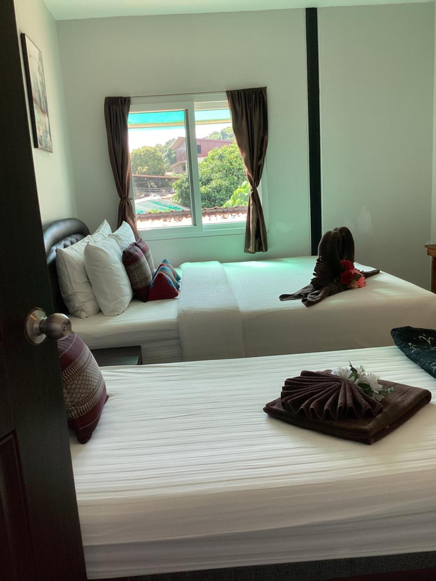 Nest Hostel Lipe Bagian luar foto